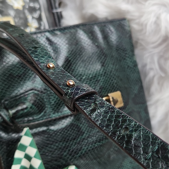 MICHAEL KORS SNAKESKIN SATCHEL/ CROSSBODY EUC - Picture 6 of 12